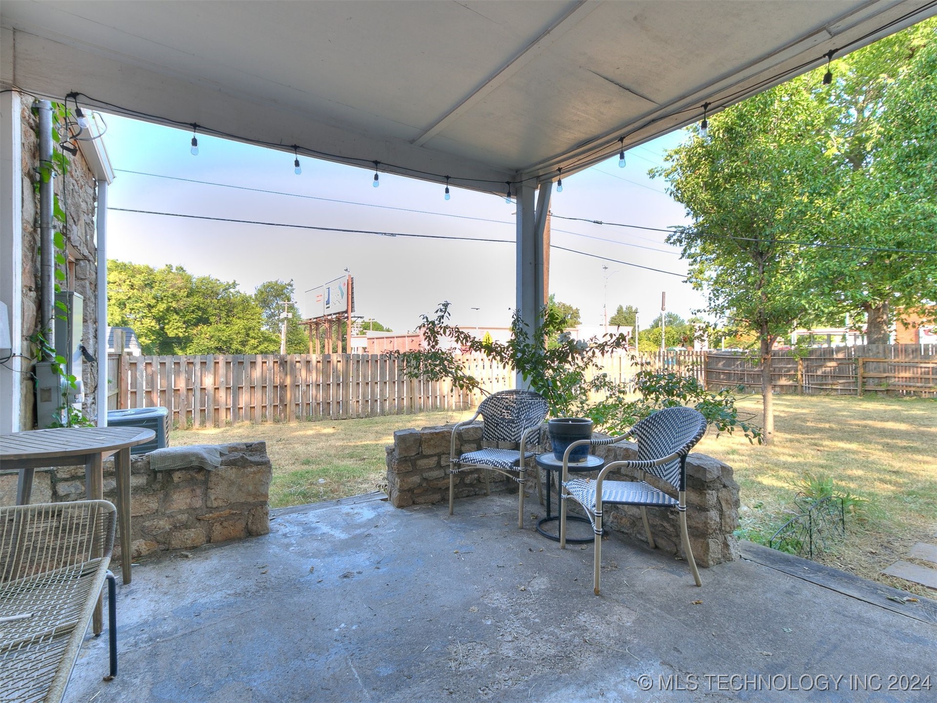 3303 E 22nd Street