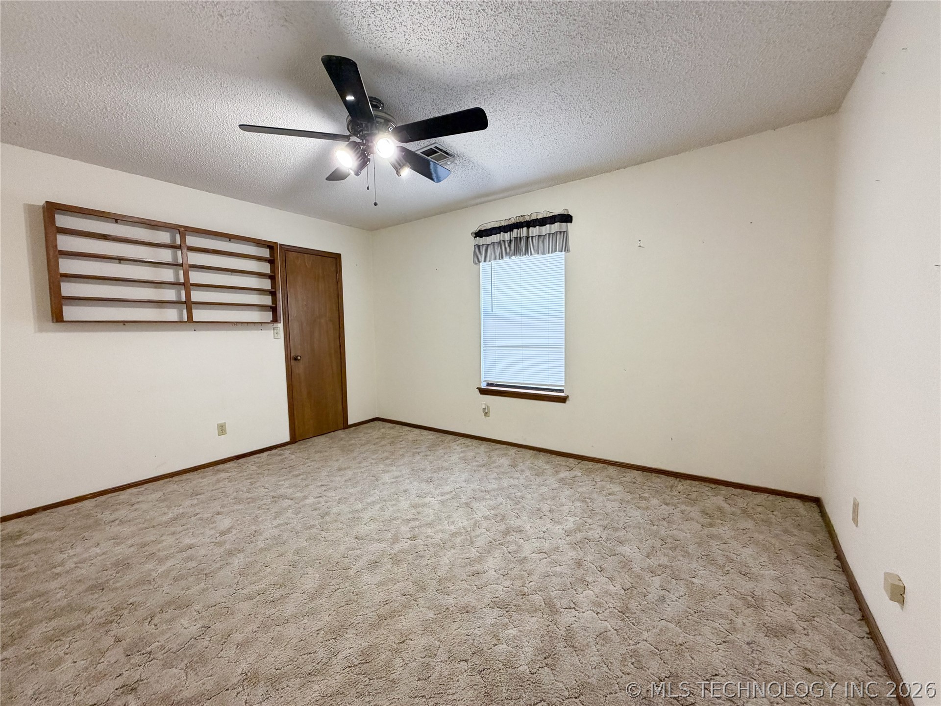 3402 Dakota Avenue