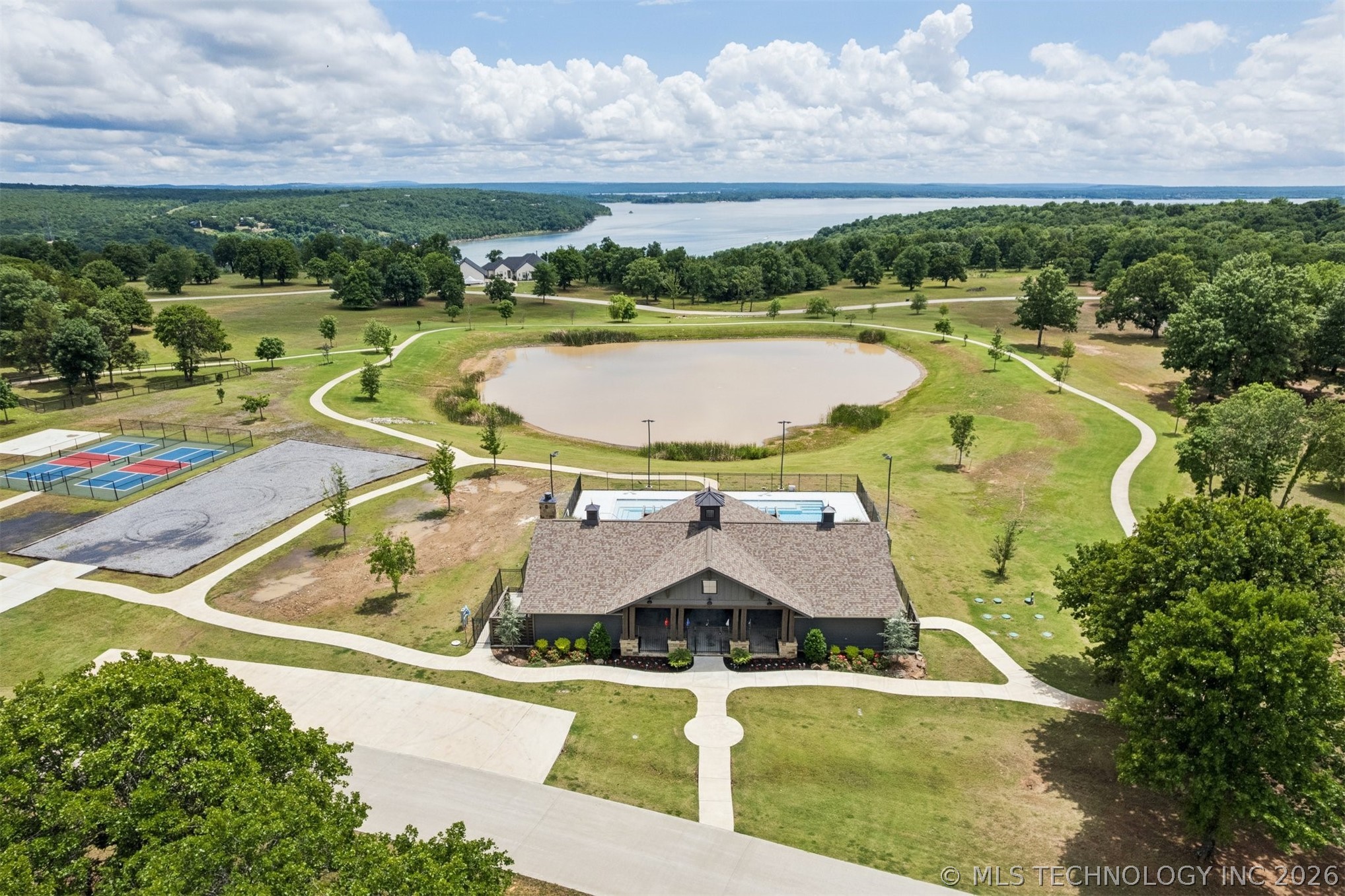 93 Patriot Pointe