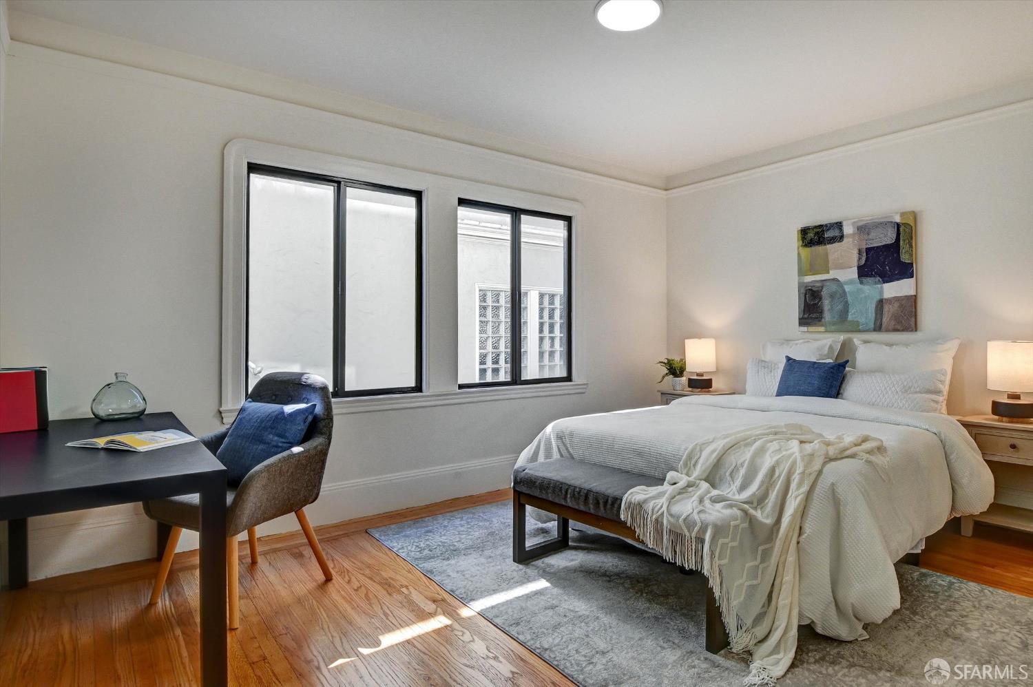 301 Santa Ana Avenue