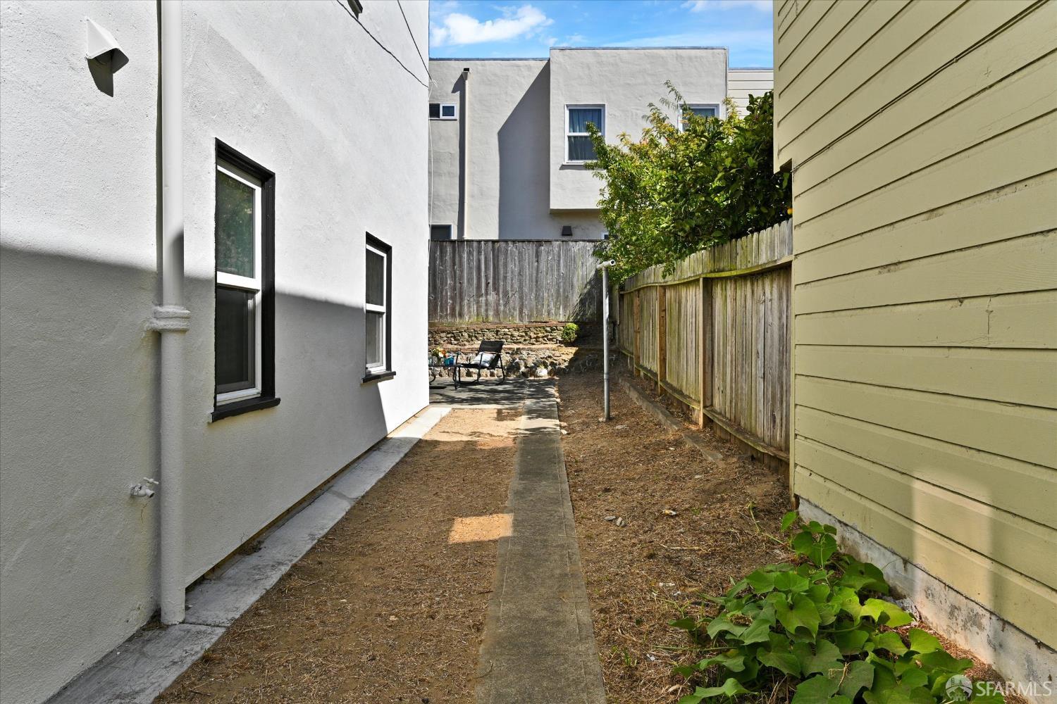 1157 Cayuga Avenue