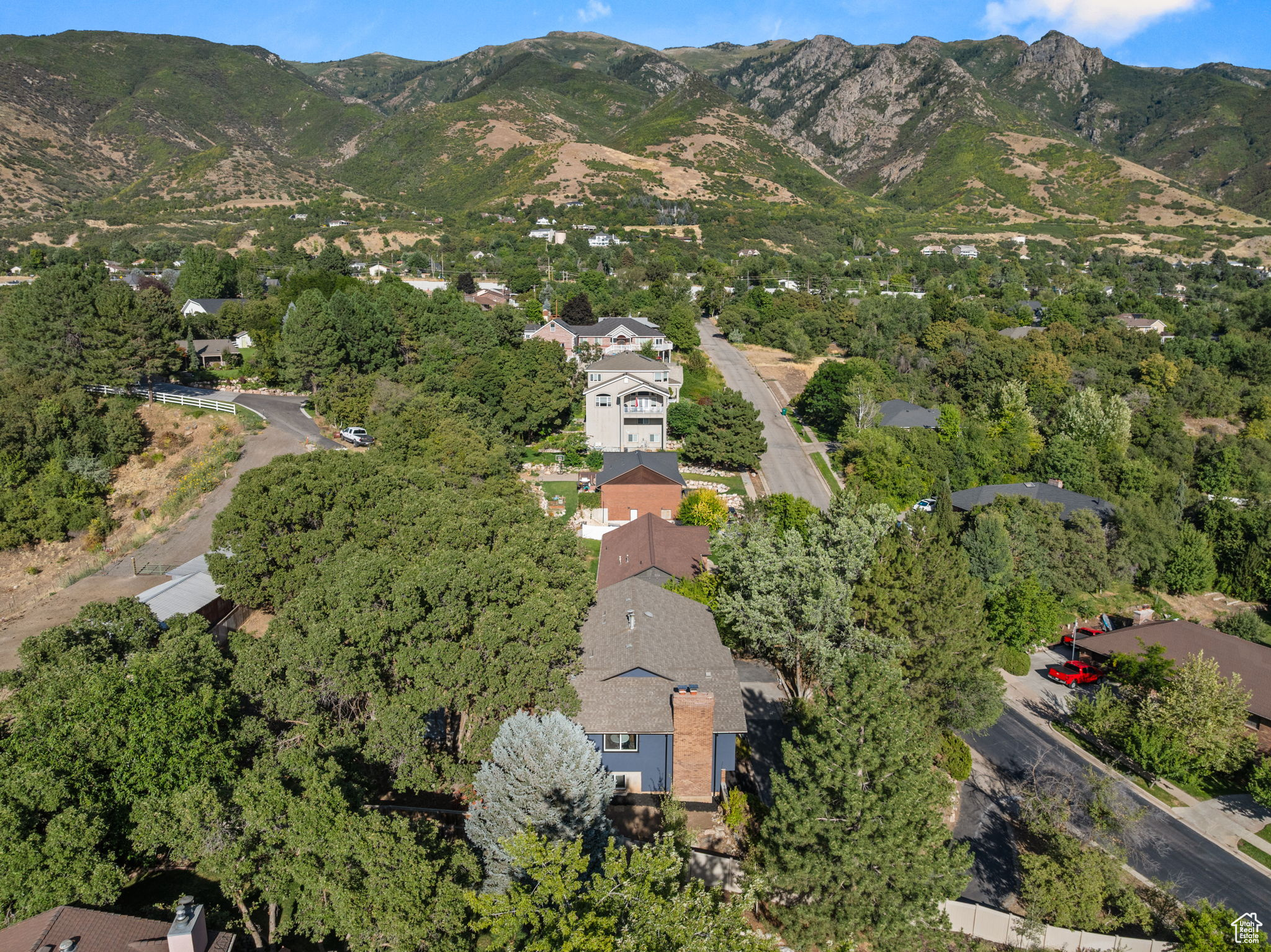 2719 OAK LN