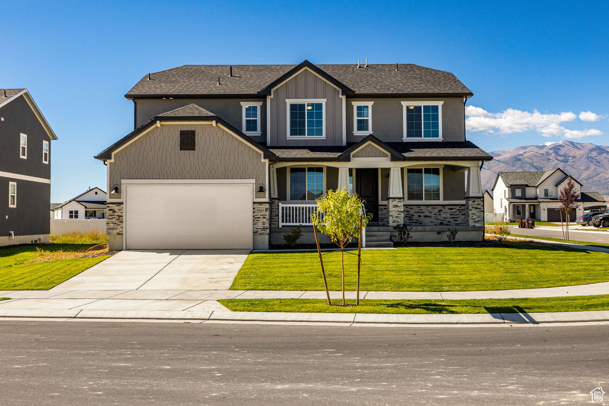 5443 N CLIFFROSE DR #637