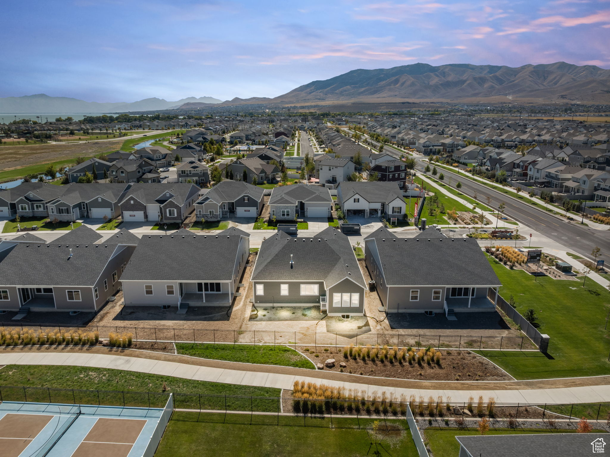 246 E POLARIS DR #109