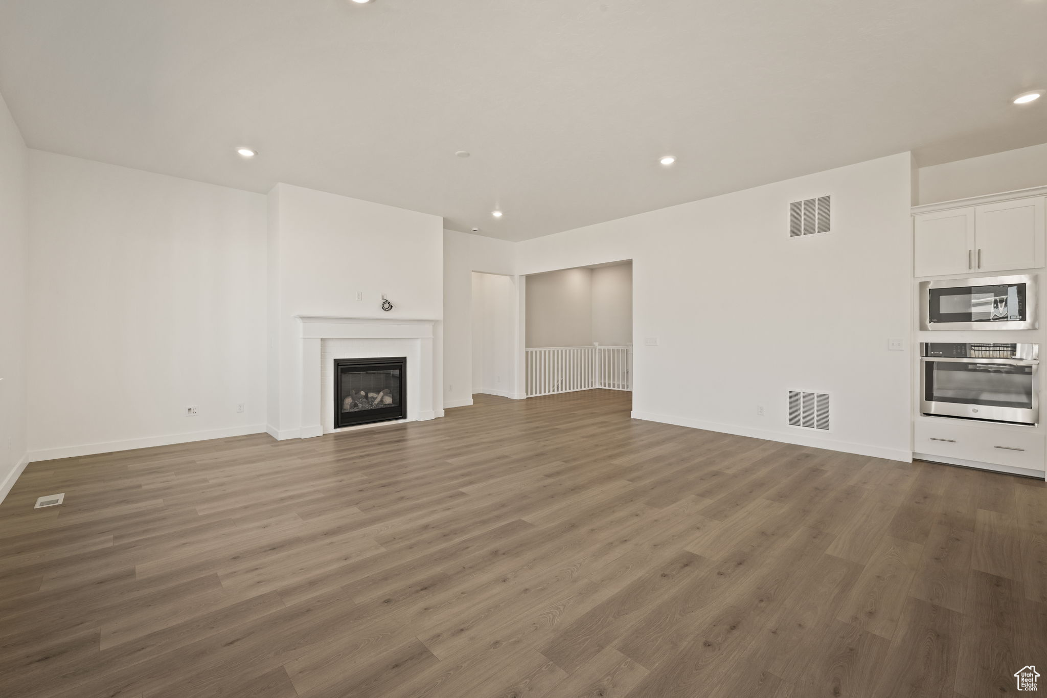 246 E POLARIS DR #109