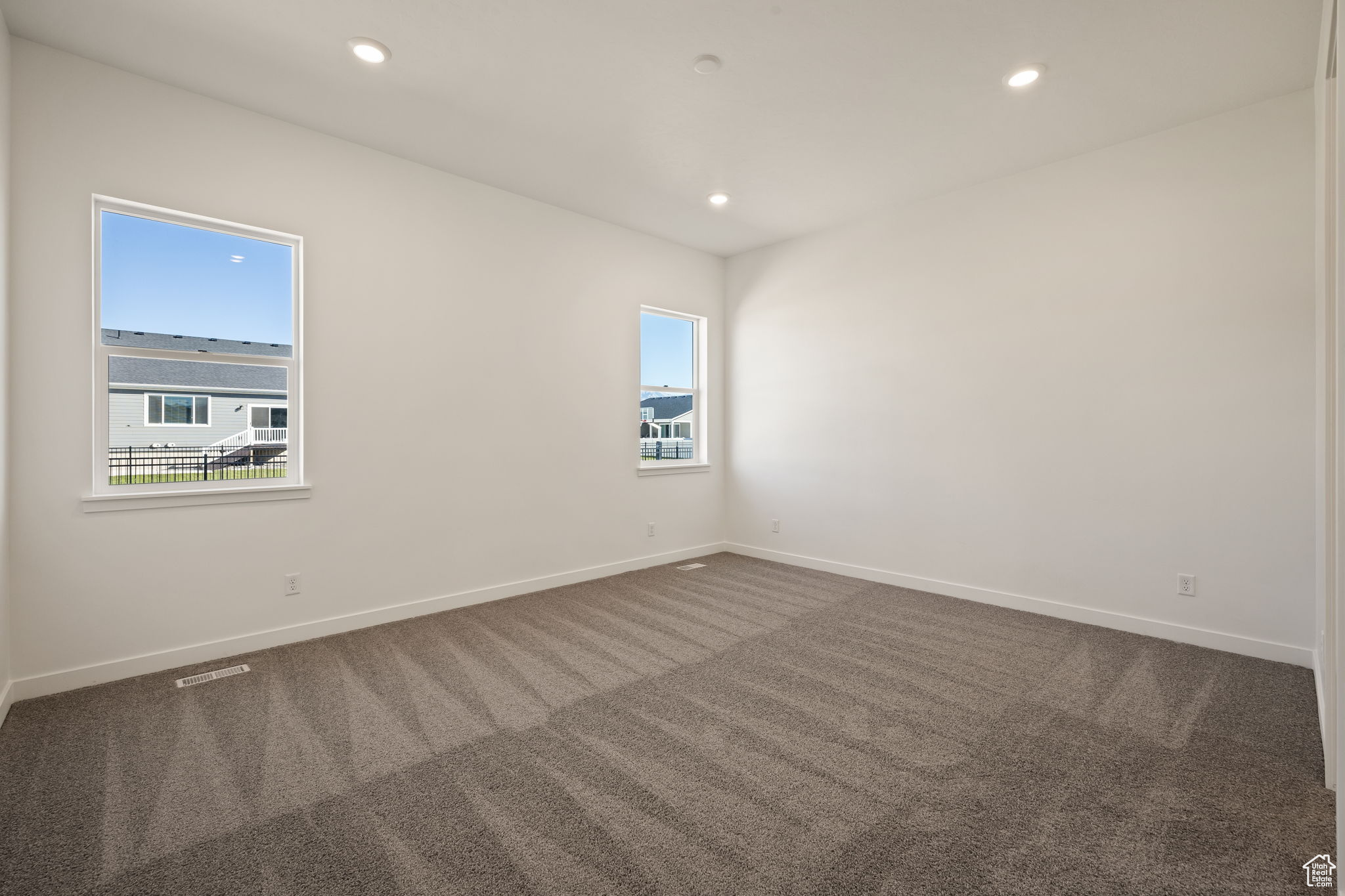 246 E POLARIS DR #109