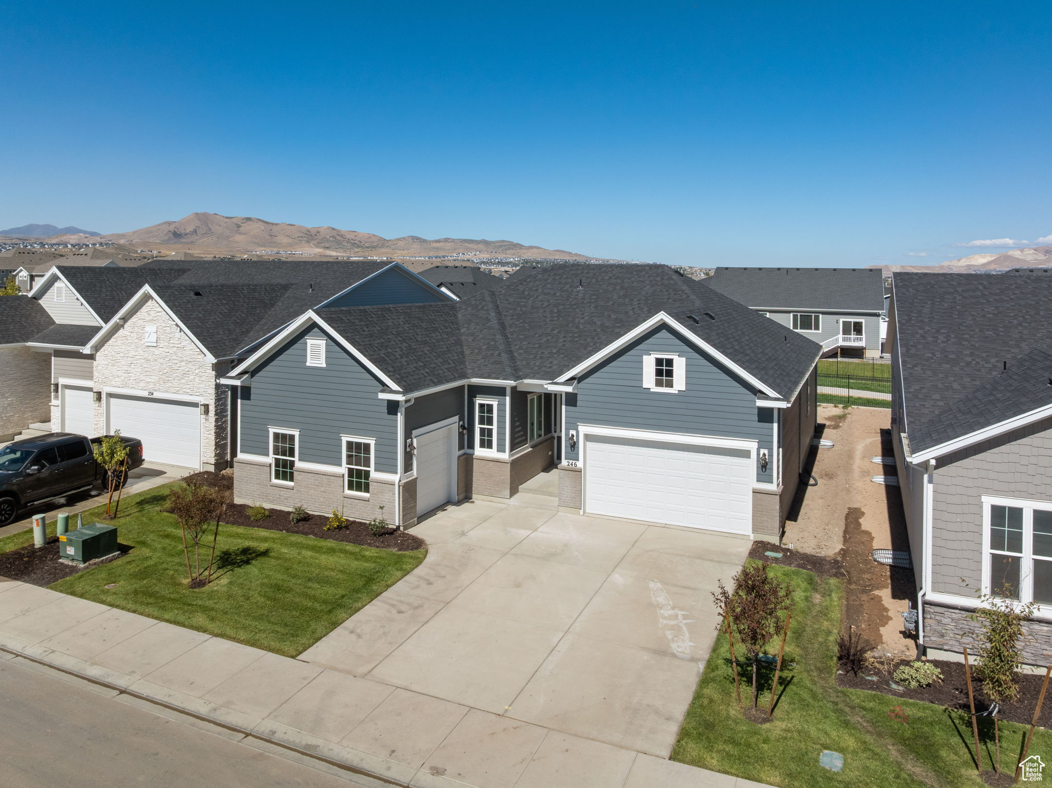 246 E POLARIS DR #109