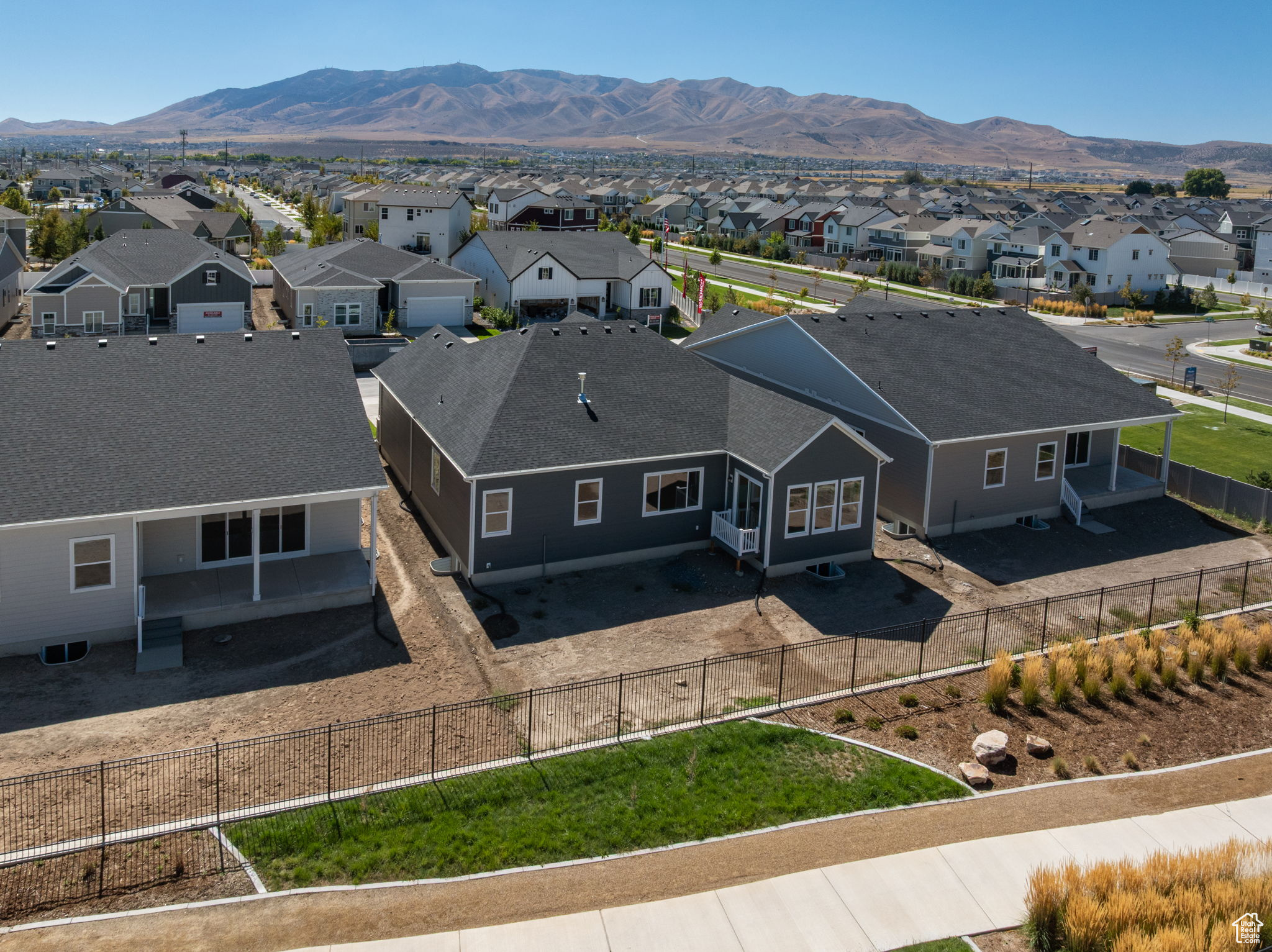 246 E POLARIS DR #109