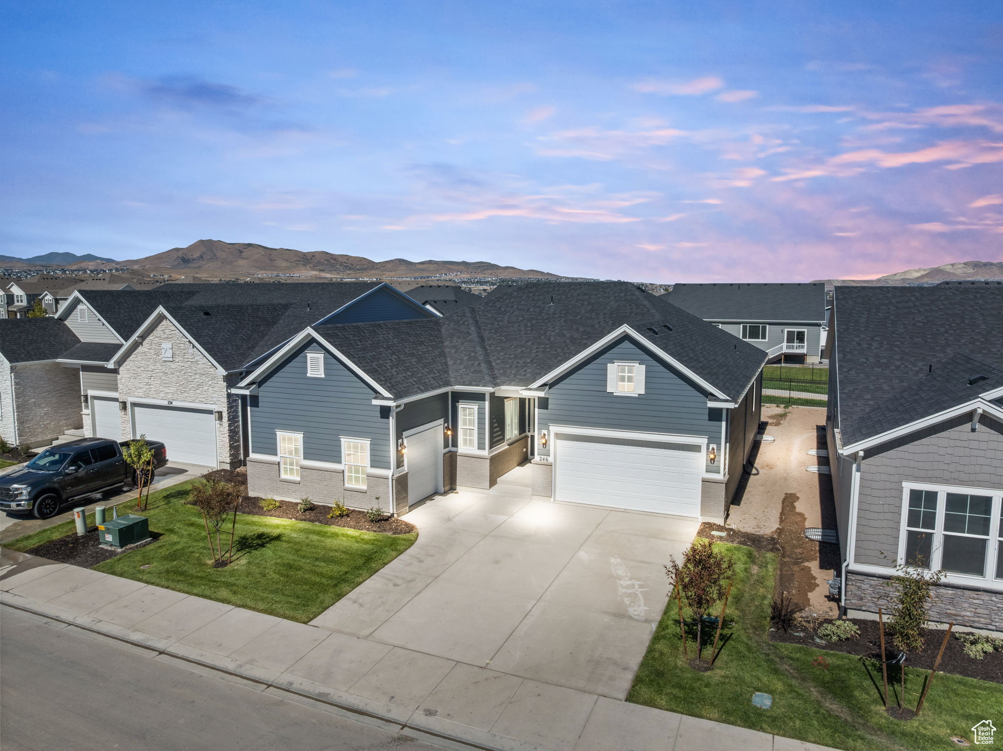 246 E POLARIS DR #109