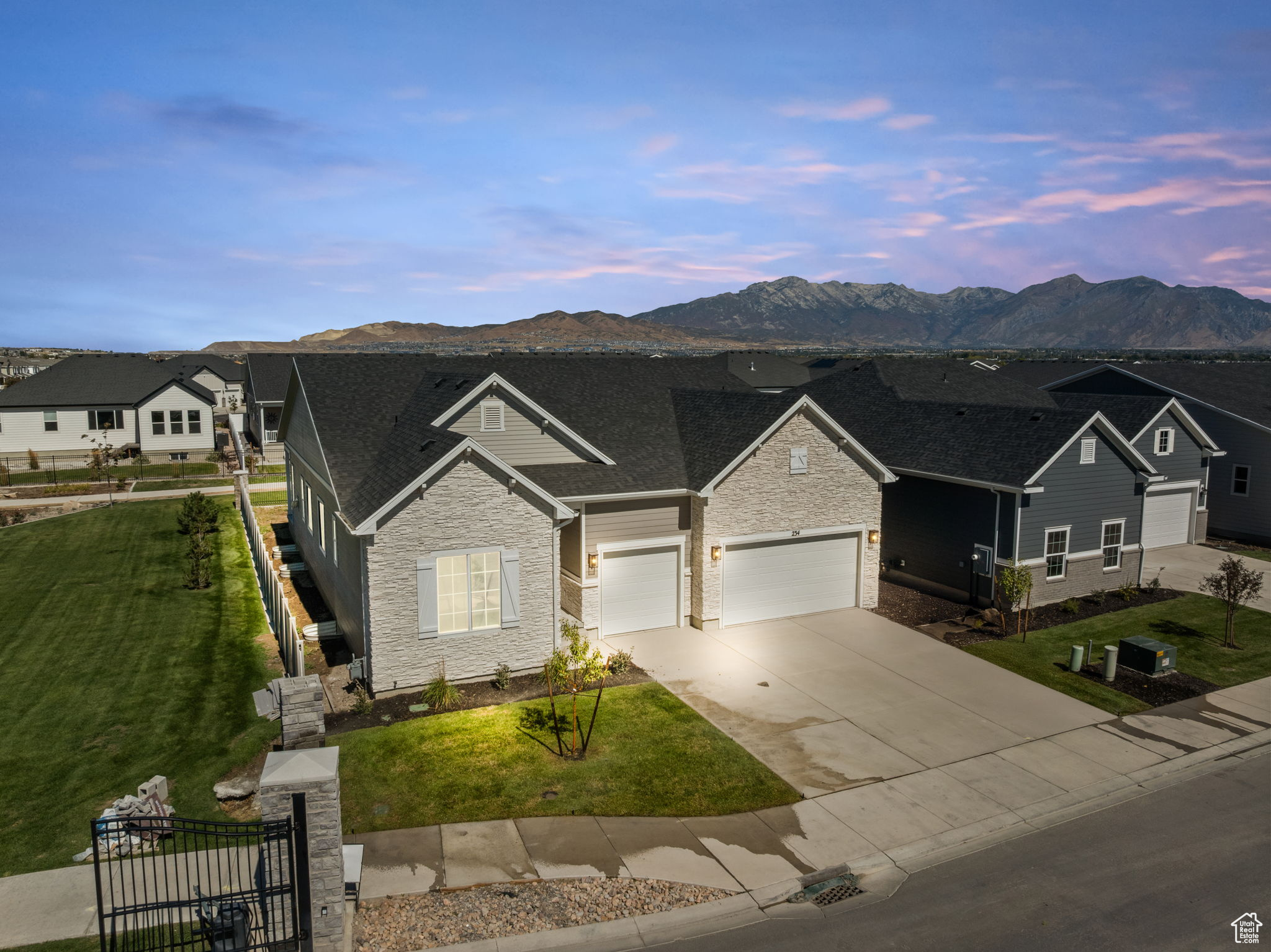 234 E POLARIS DR #108