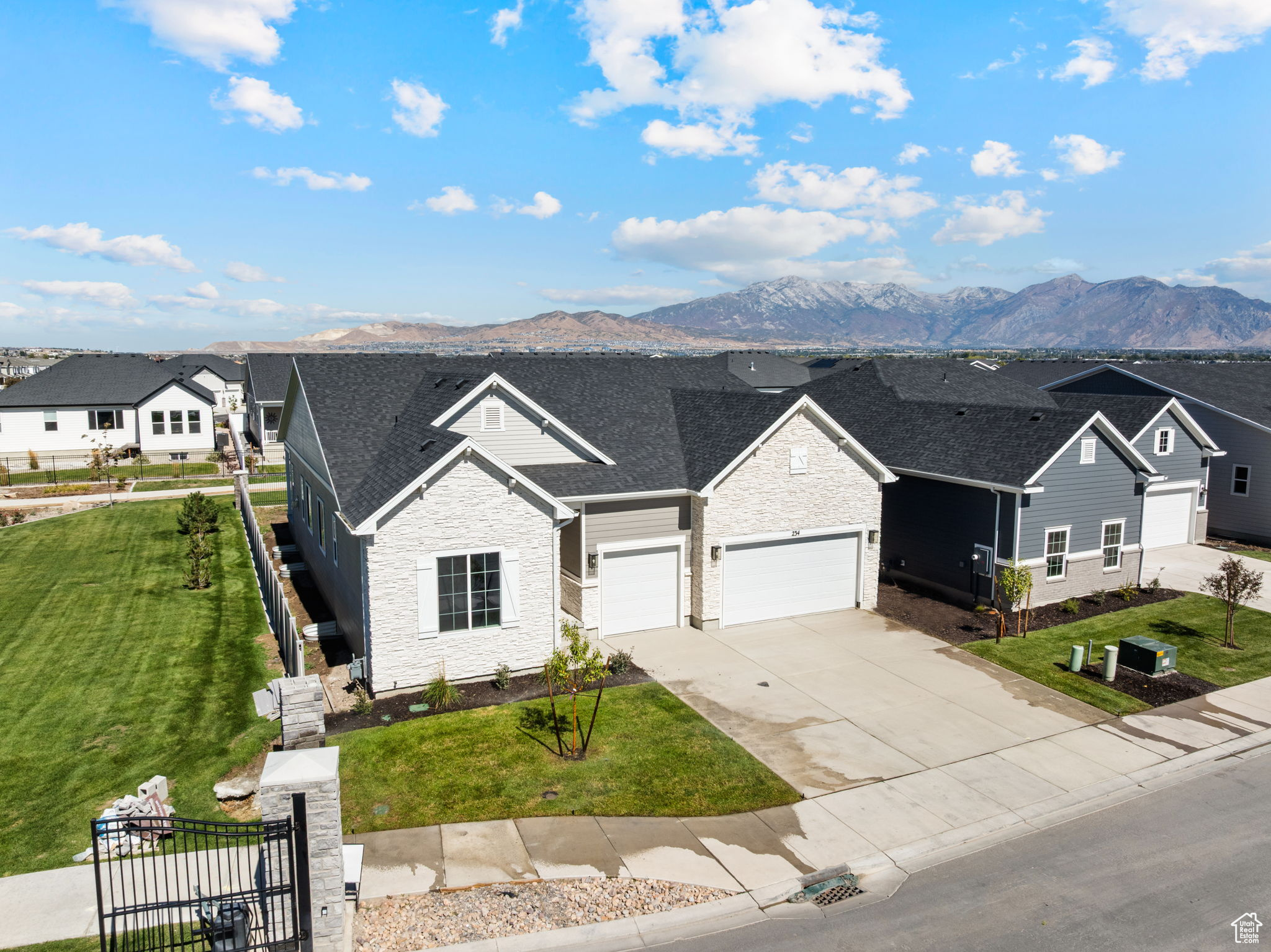 234 E POLARIS DR #108