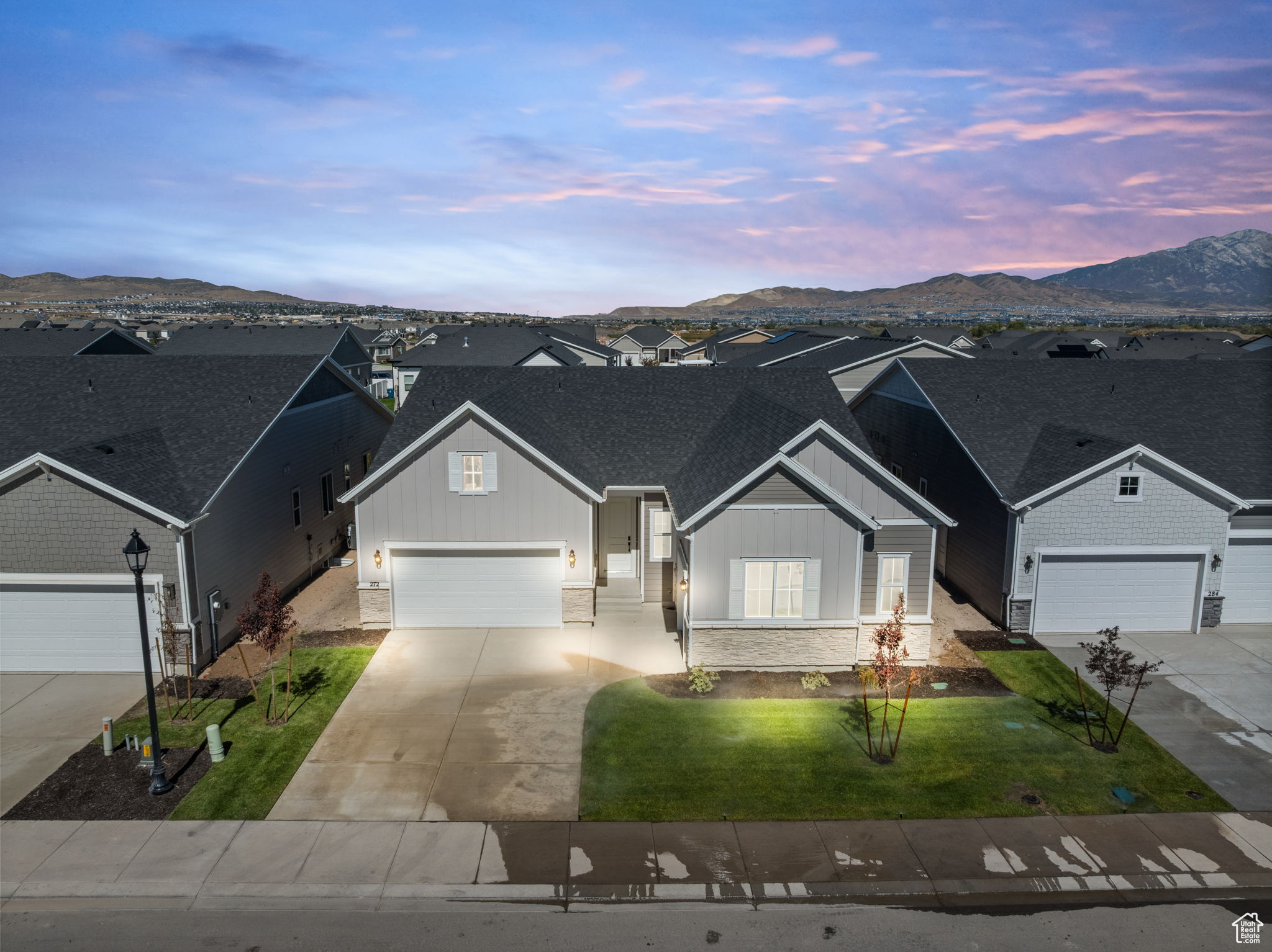 272 E POLARIS DR #111