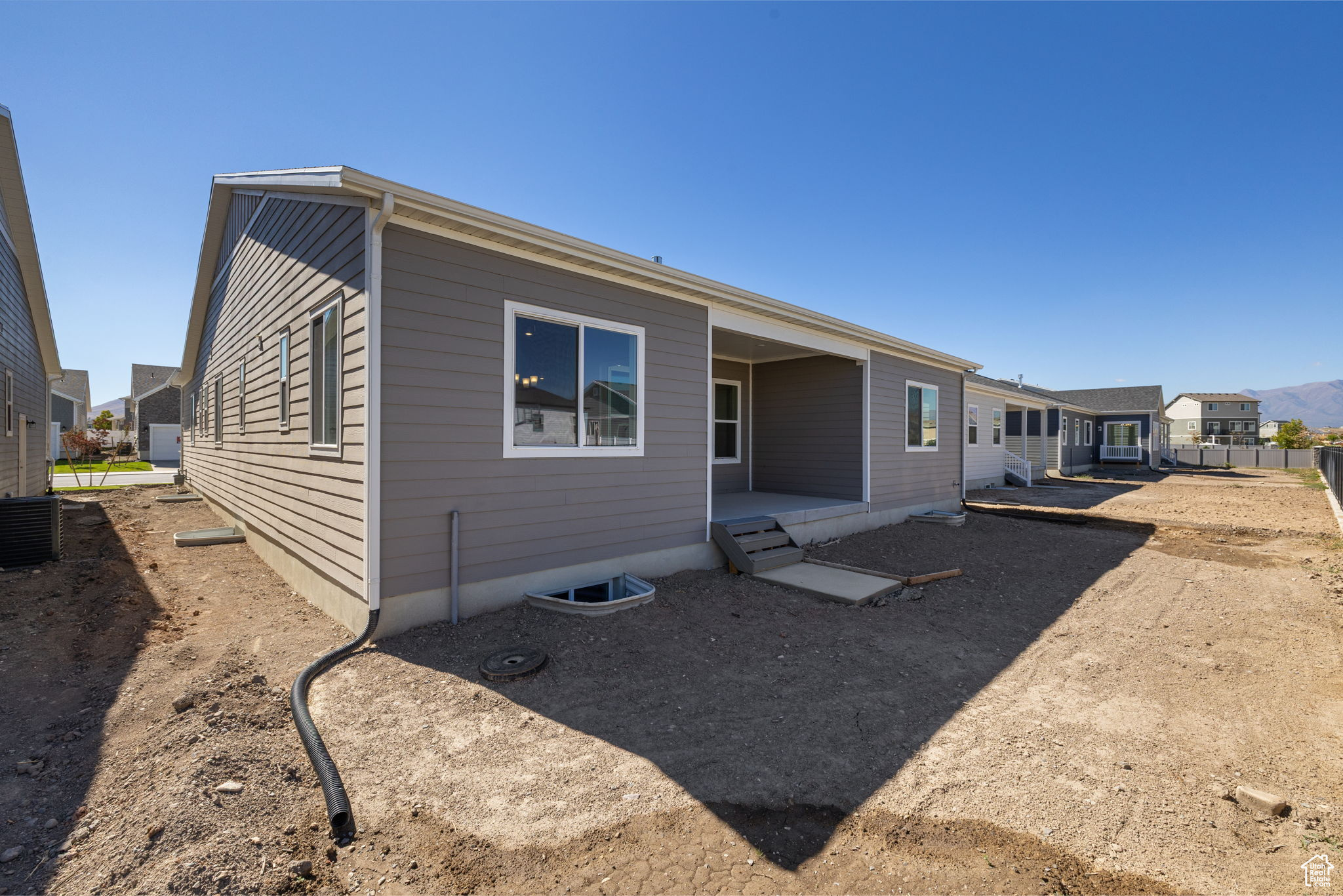 272 E POLARIS DR #111