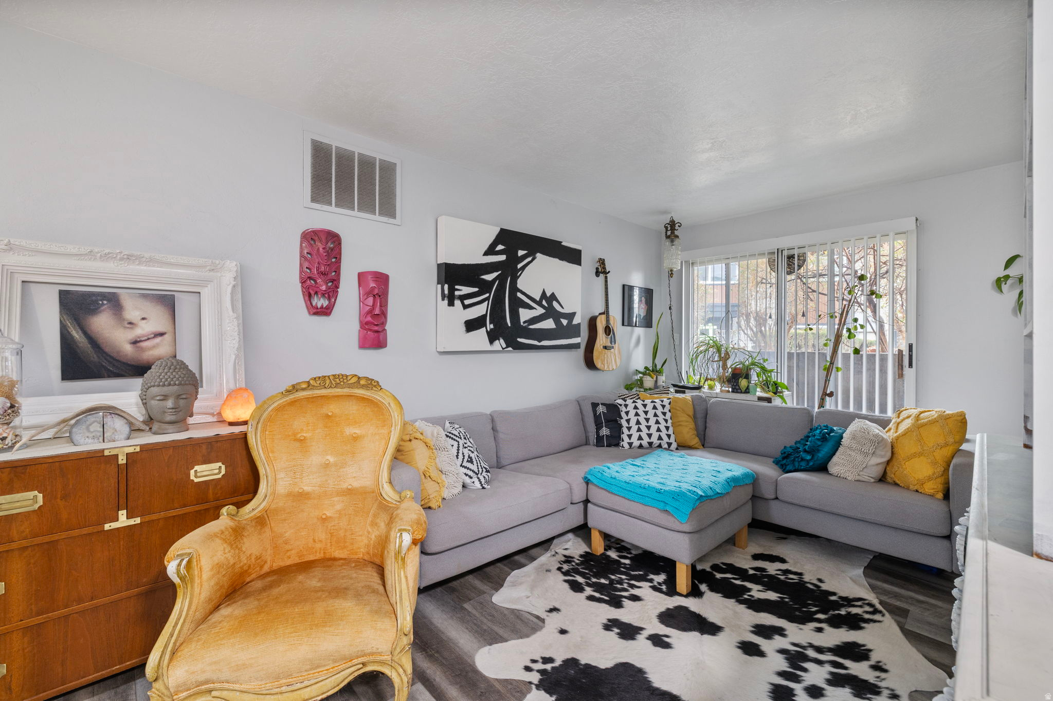 277 W GARDEN PARK DR