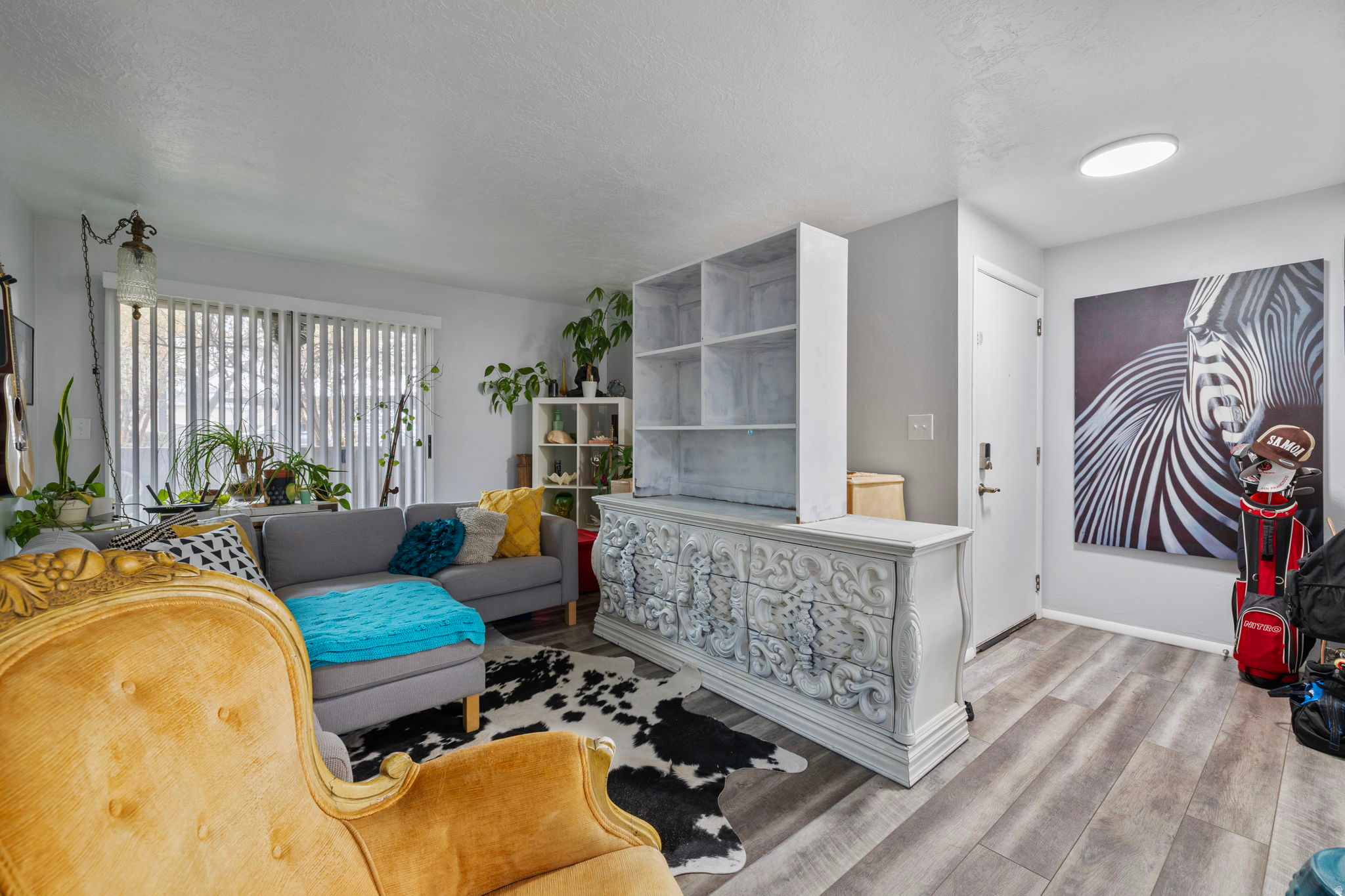 277 W GARDEN PARK DR