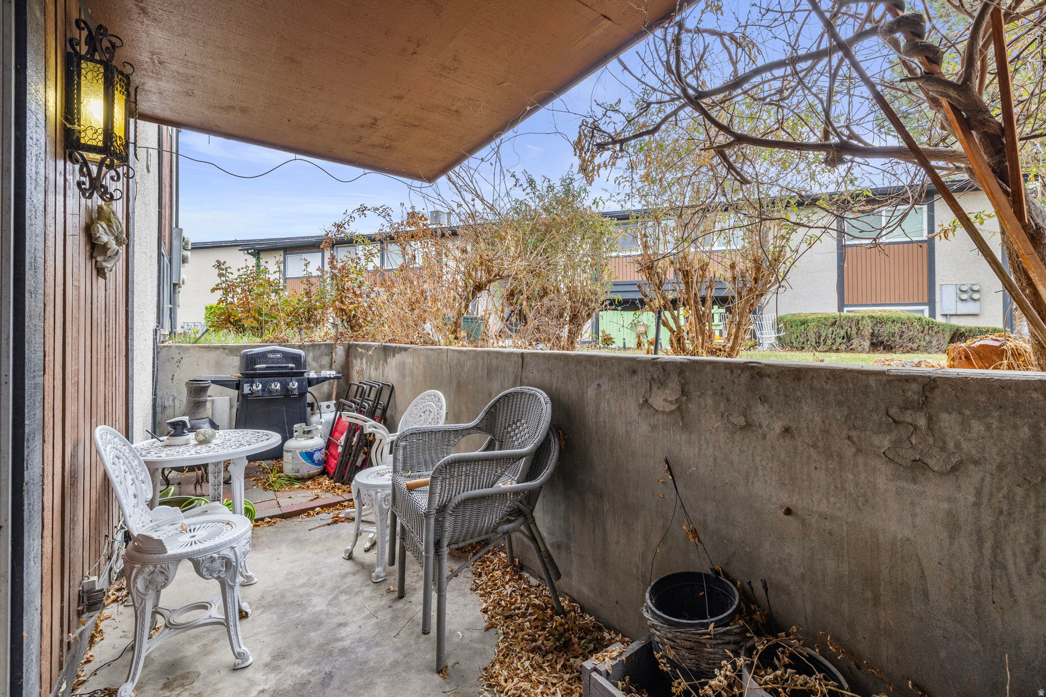 277 W GARDEN PARK DR