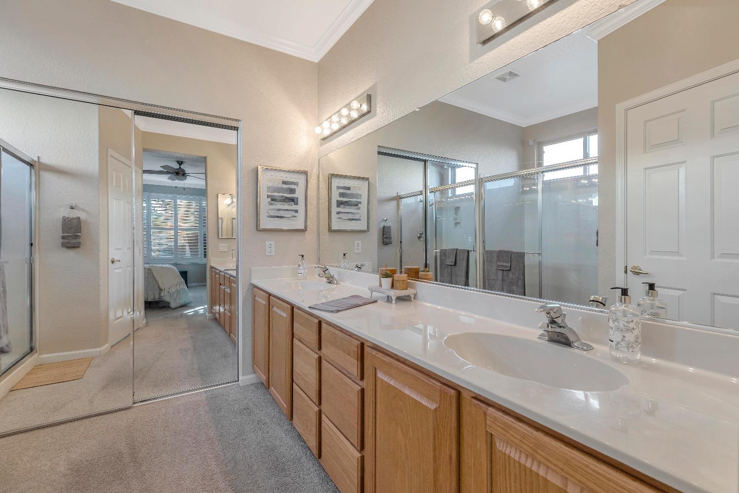 1526 Barn Valley Lane