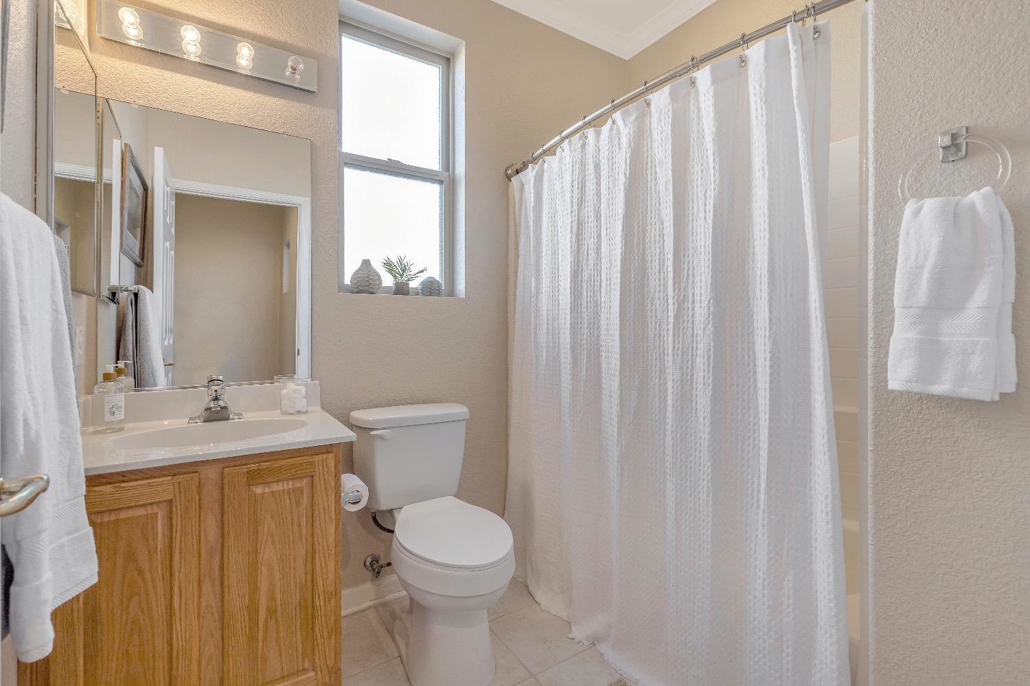 1526 Barn Valley Lane