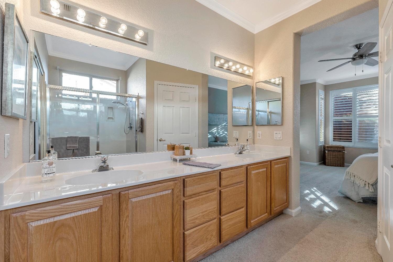 1526 Barn Valley Lane