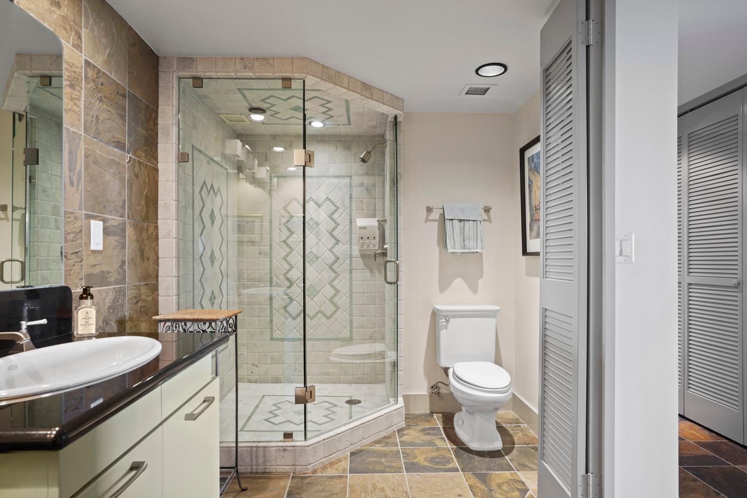 4100 Folsom Boulevard 7B