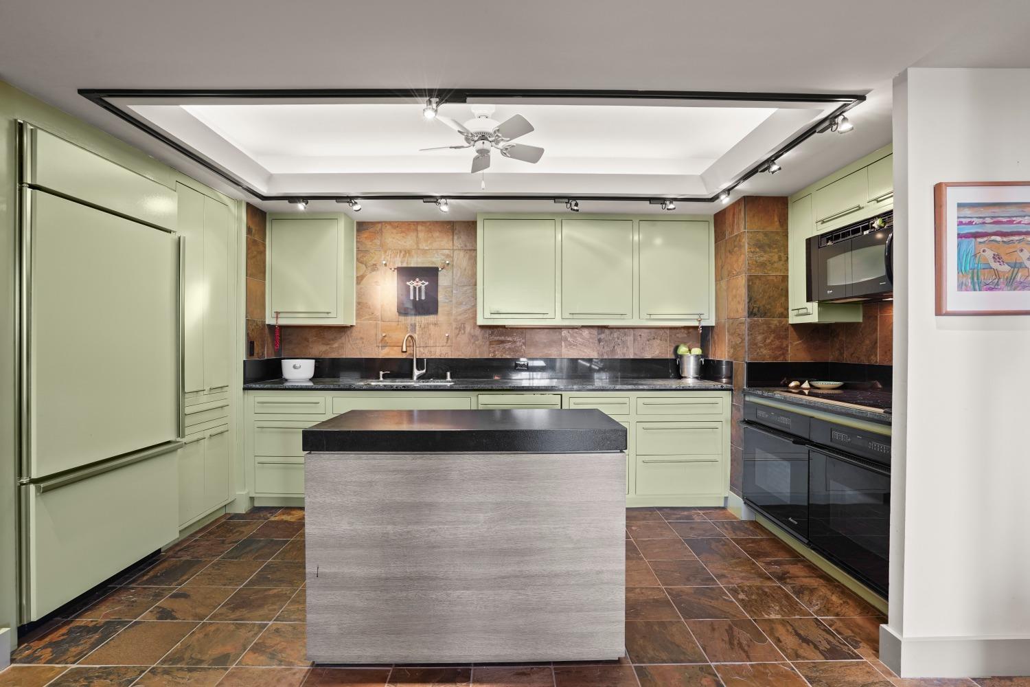 4100 Folsom Boulevard 7B