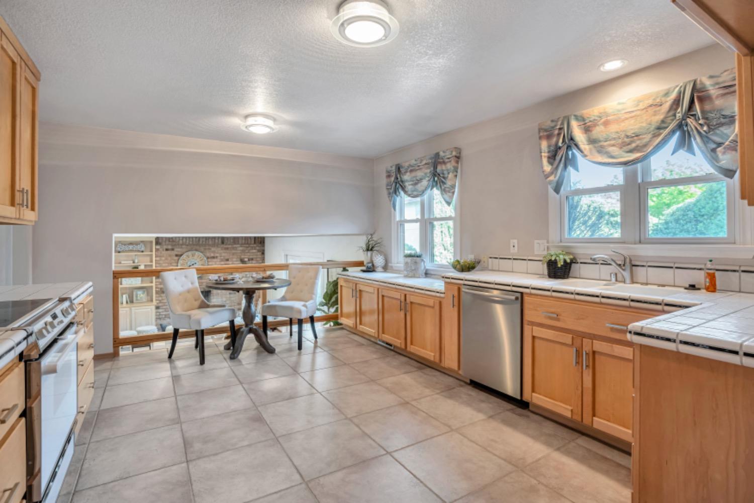 8399 Mediterranean Way