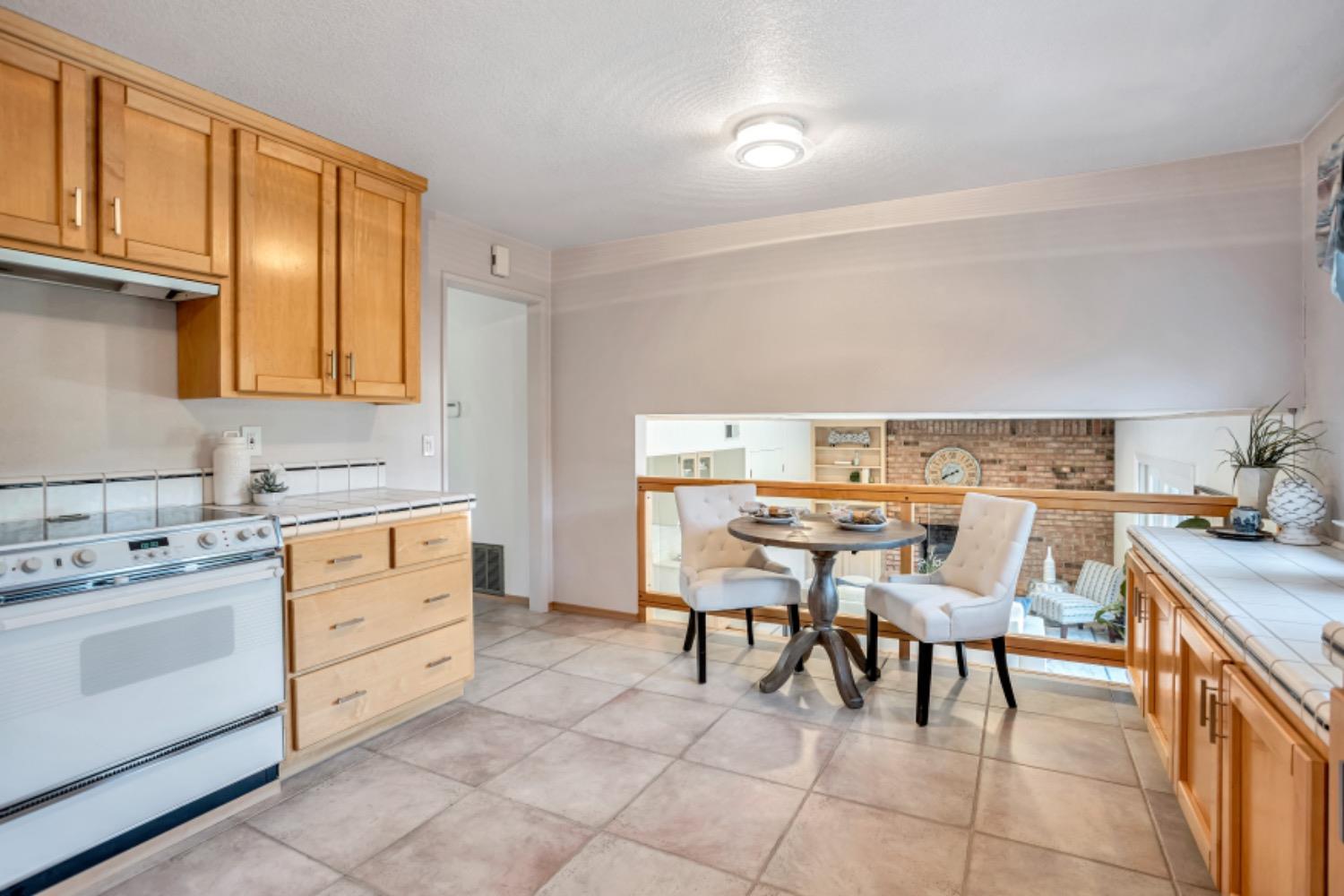 8399 Mediterranean Way