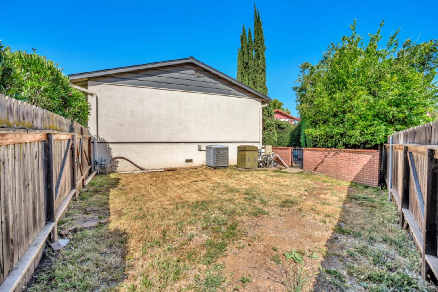 8399 Mediterranean Way