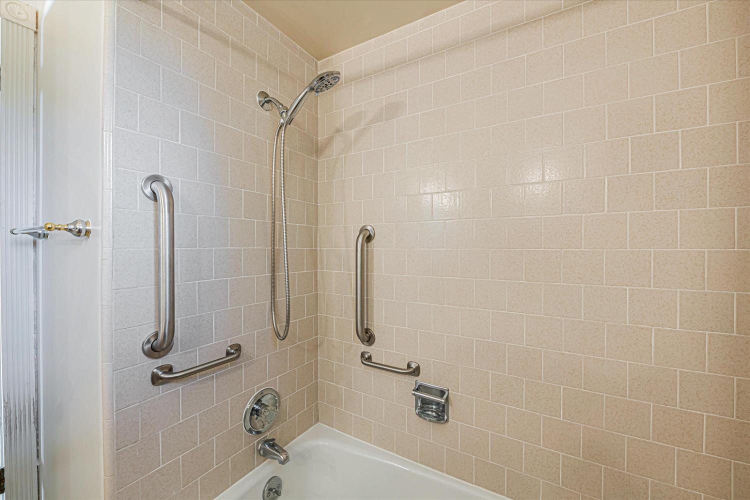 5102 Cowell Boulevard