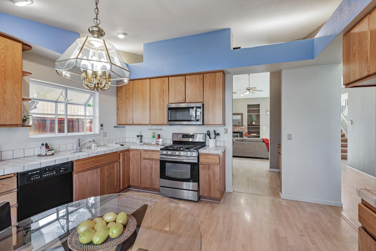 5136 Walnut Place Lane