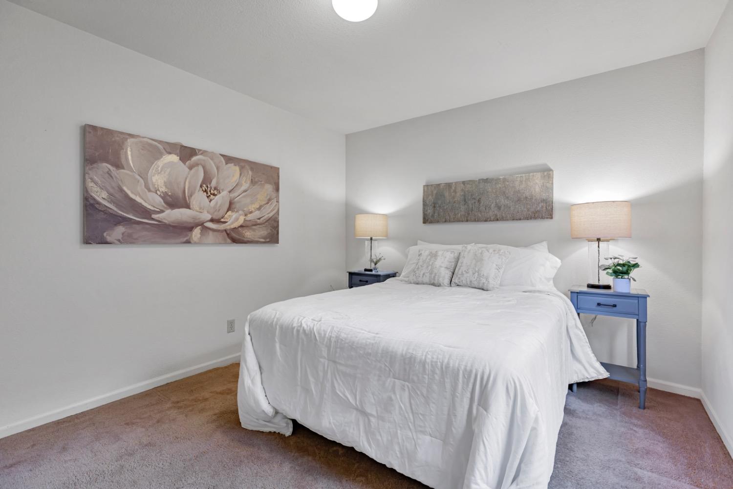 5136 Walnut Place Lane