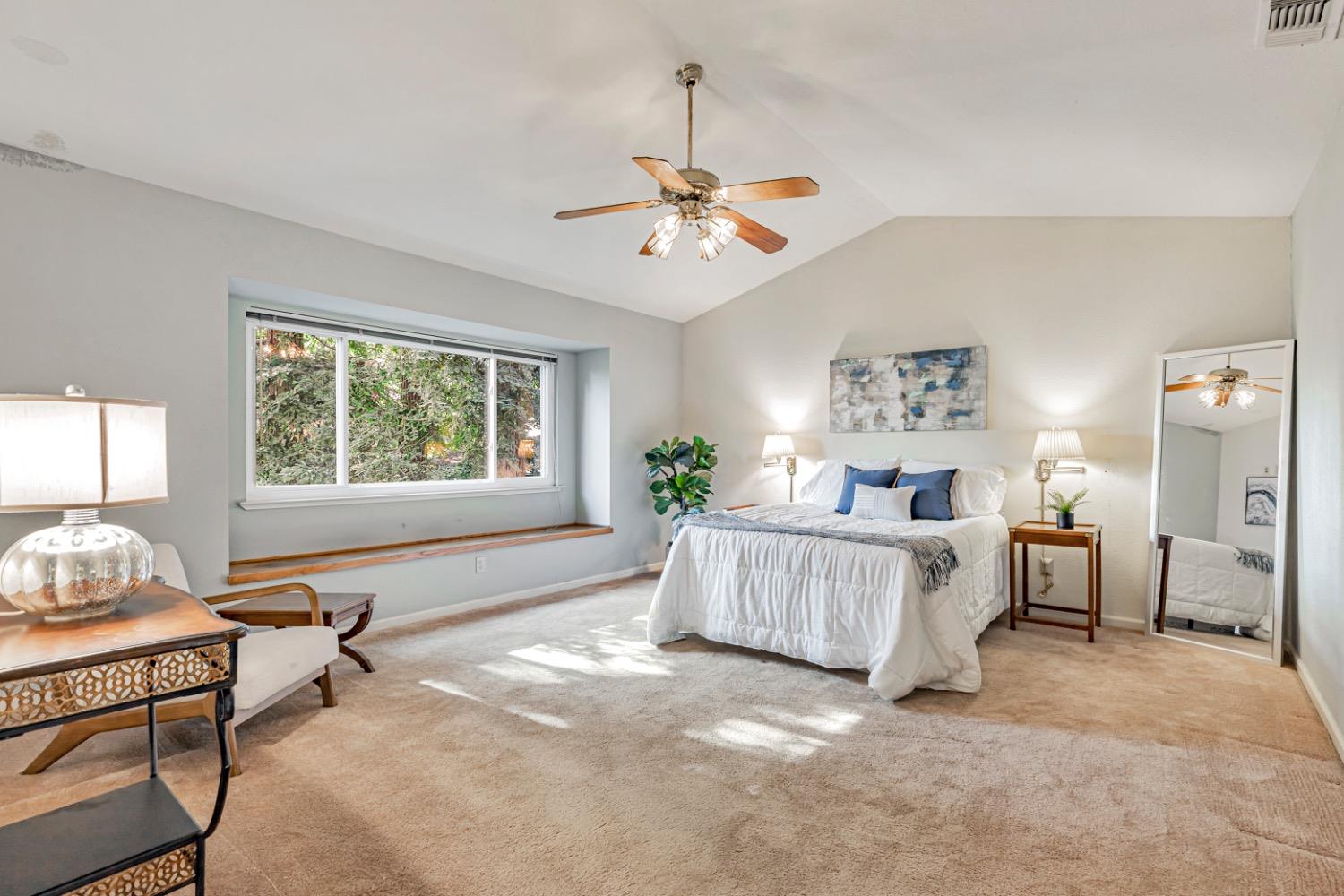 5136 Walnut Place Lane