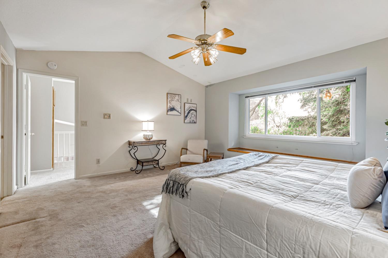 5136 Walnut Place Lane