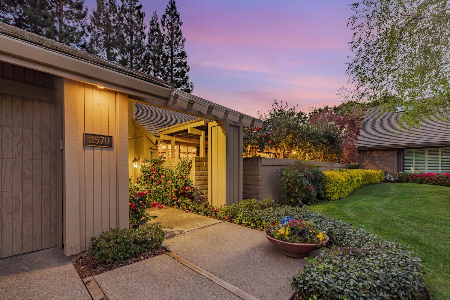 11570 Splitrock Court