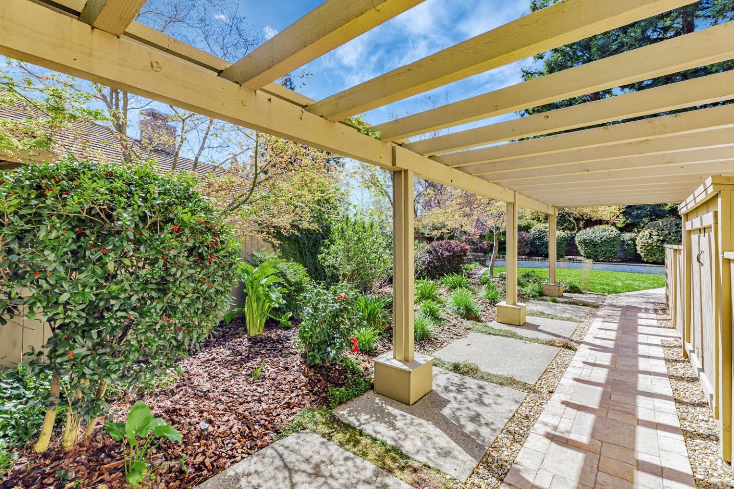 11570 Splitrock Court