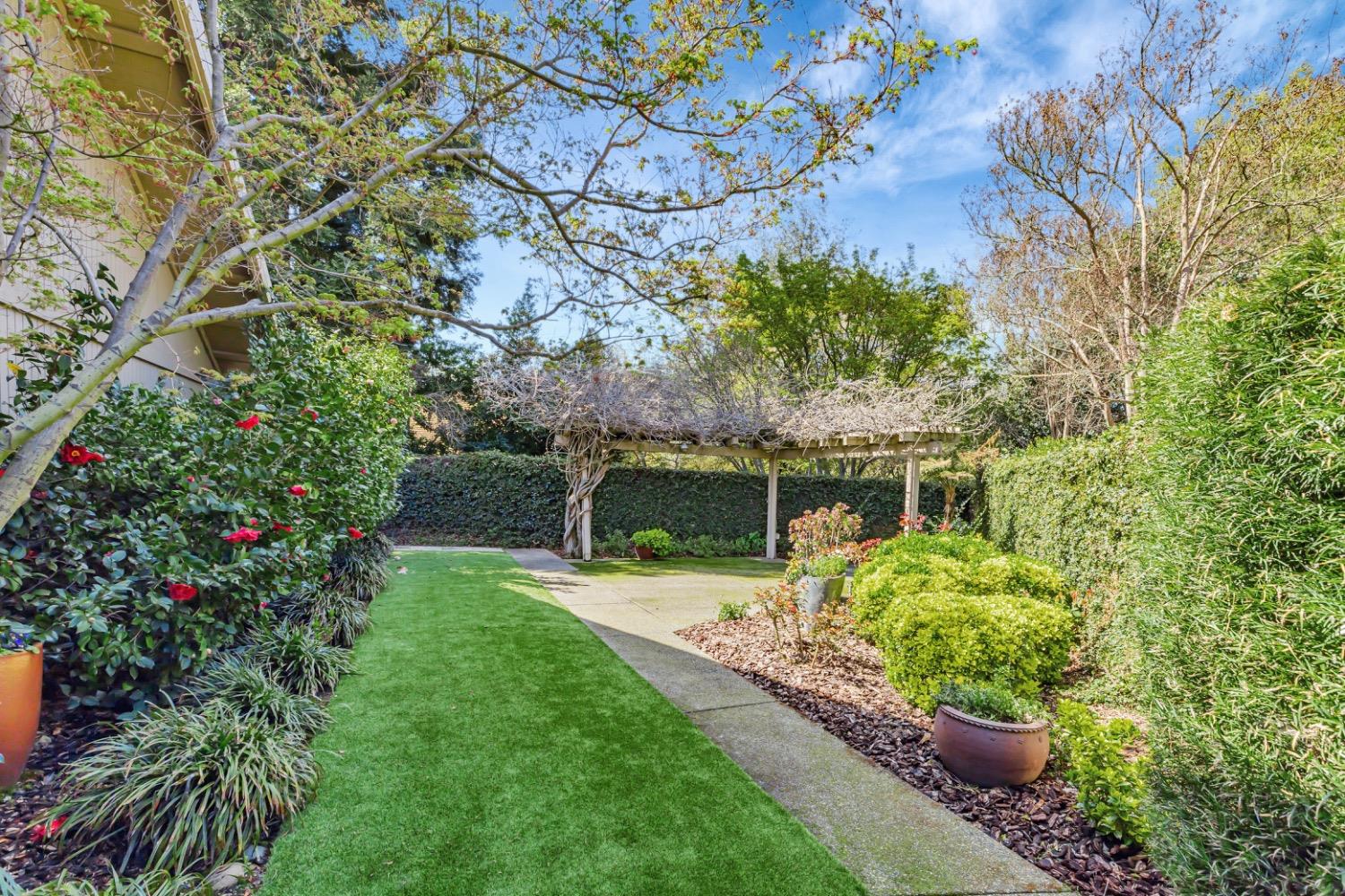 11570 Splitrock Court