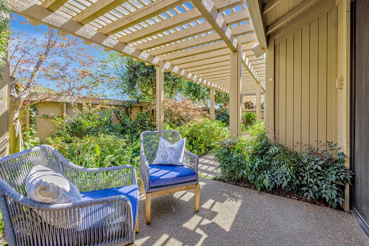 11570 Splitrock Court