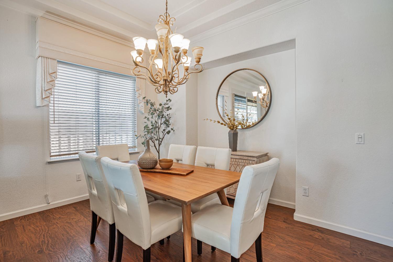 9505 Emerald Cove Lane