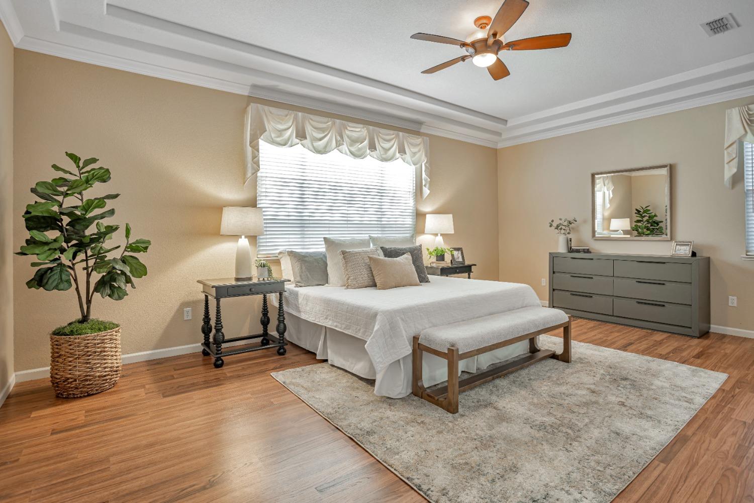 9505 Emerald Cove Lane