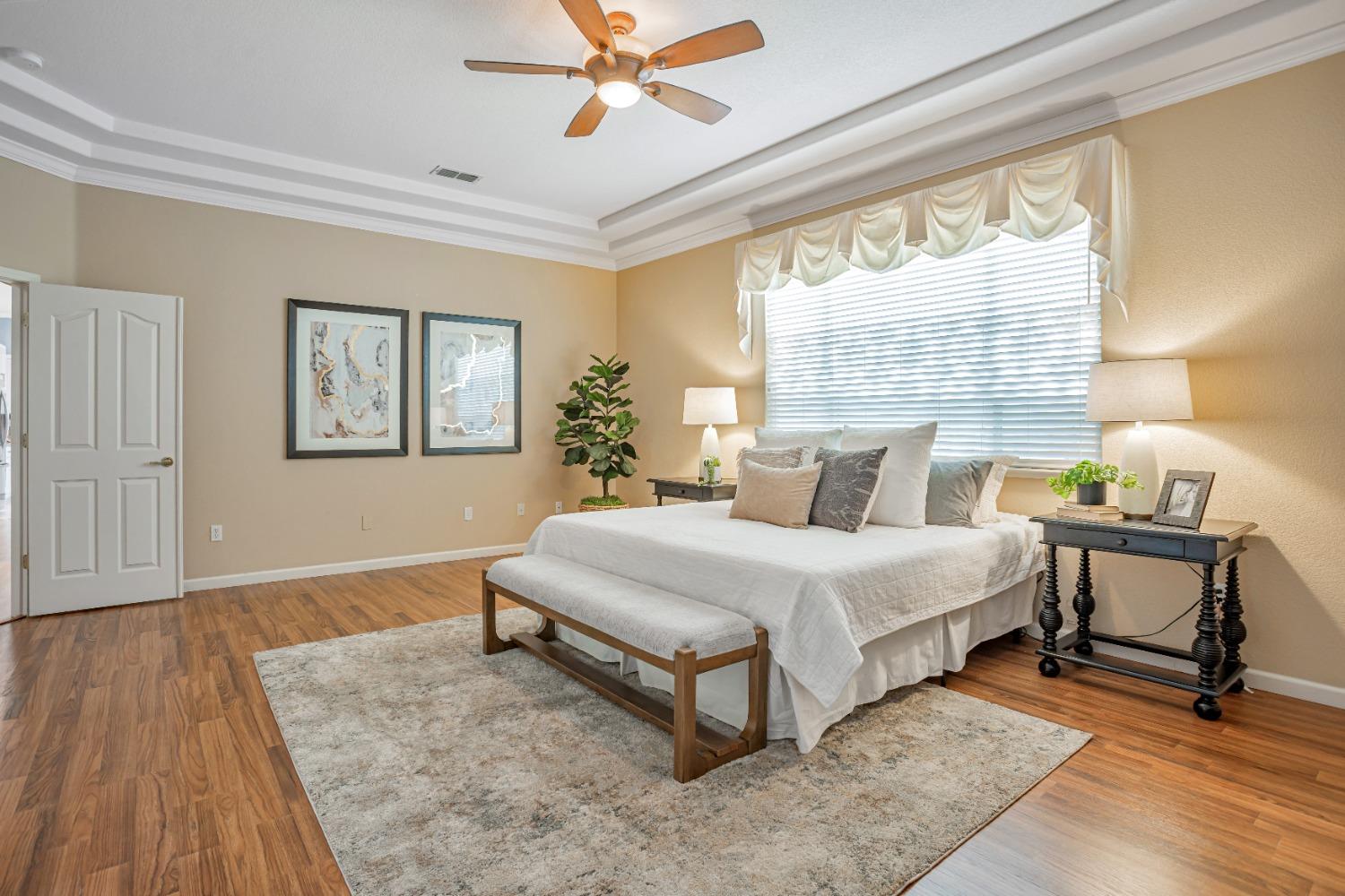 9505 Emerald Cove Lane