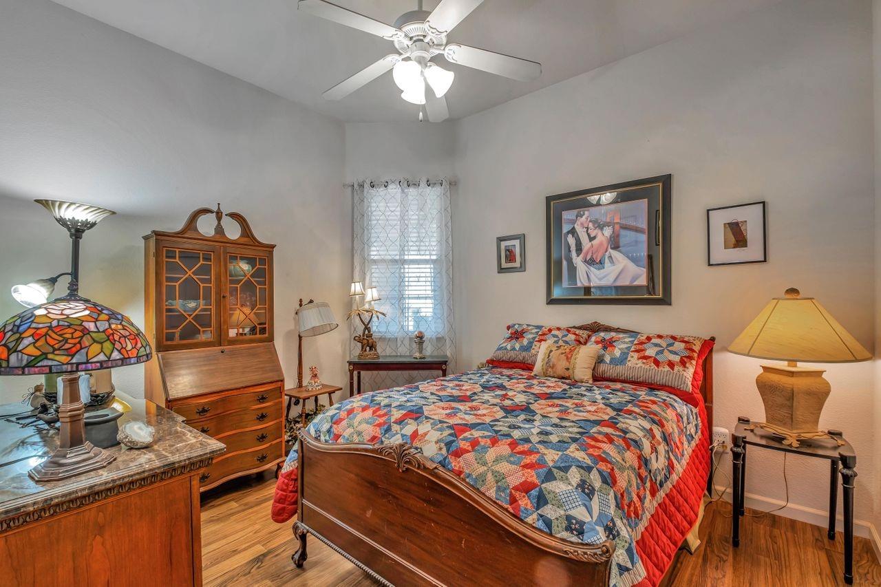 9505 Emerald Cove Lane