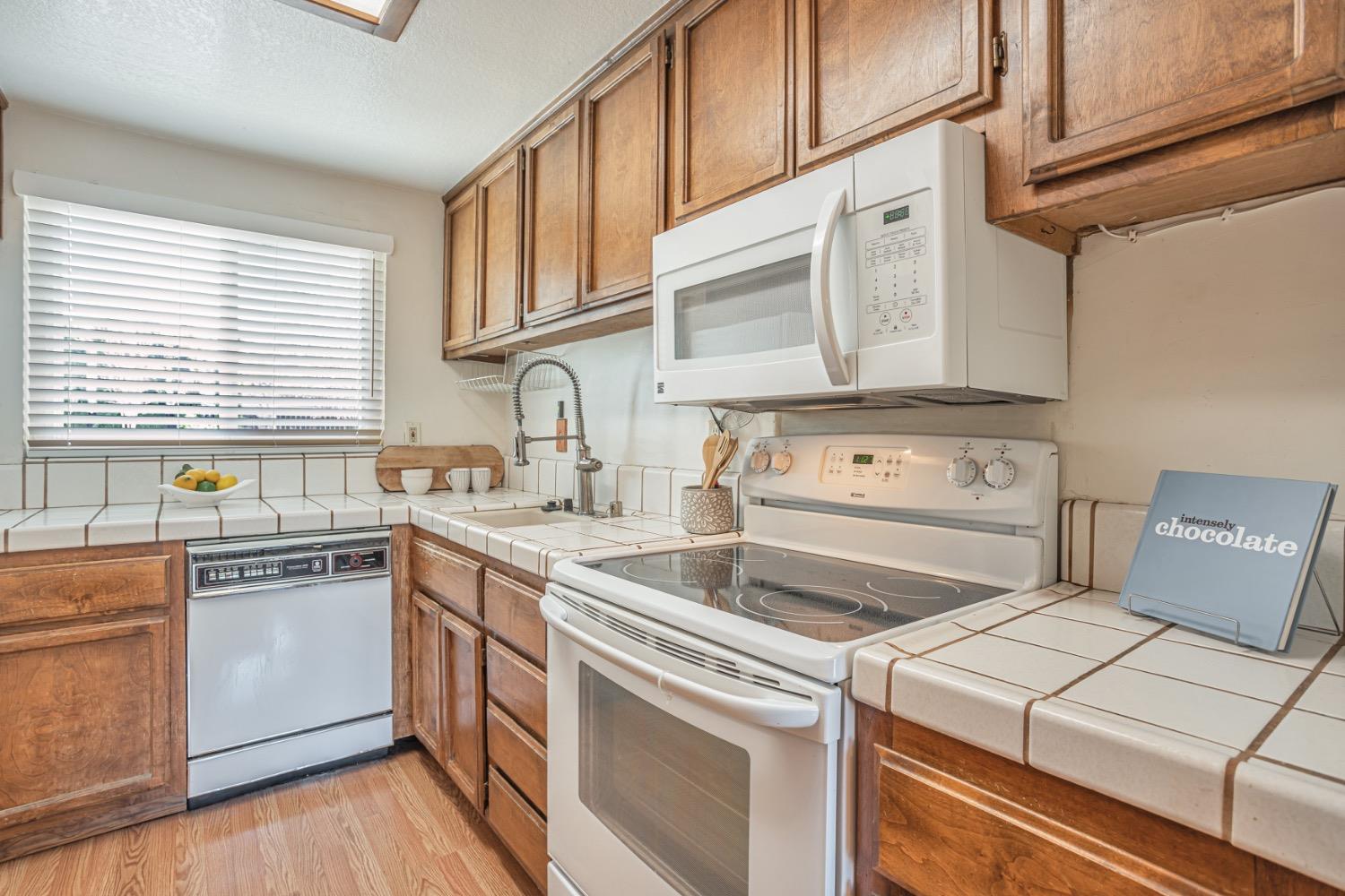 2335 Native Oak Lane