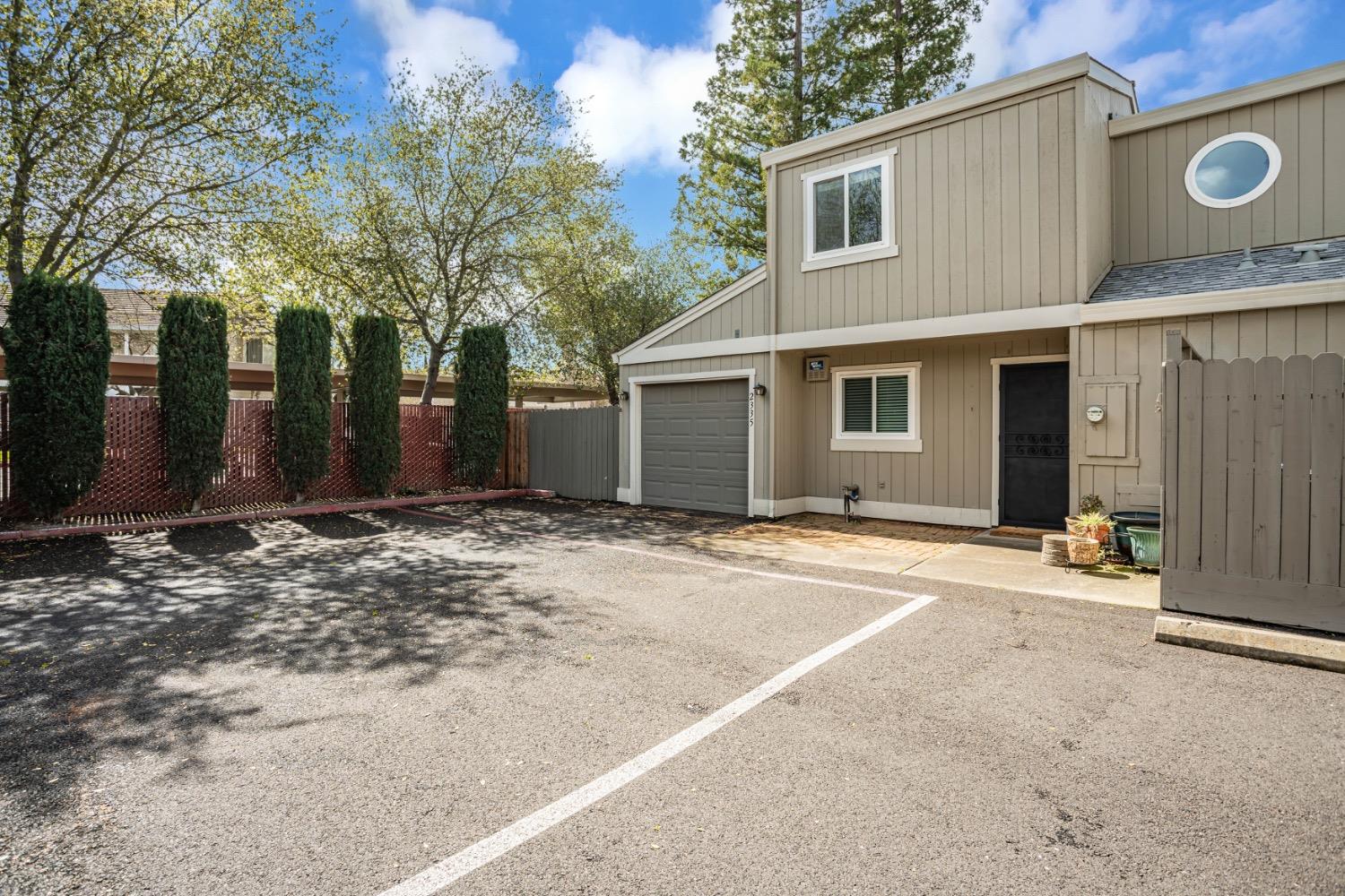 2335 Native Oak Lane