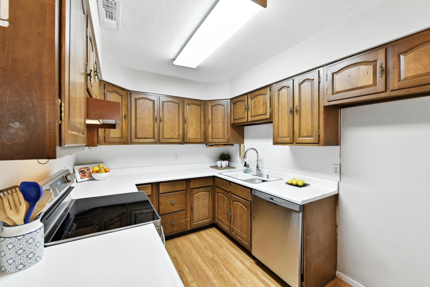 4724 Isabella Avenue