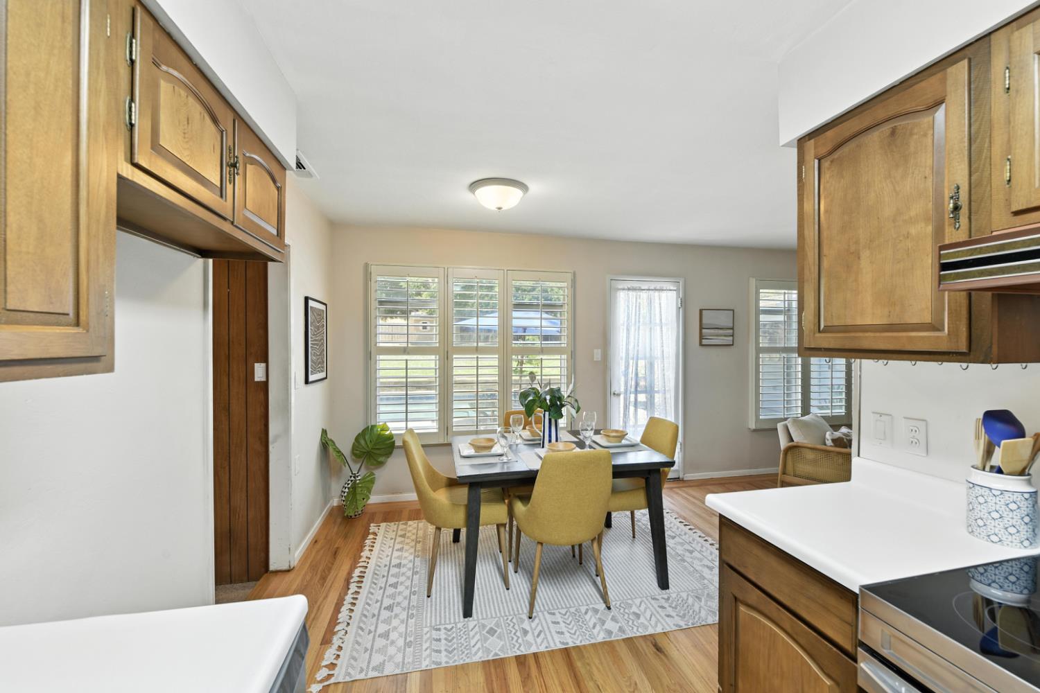 4724 Isabella Avenue