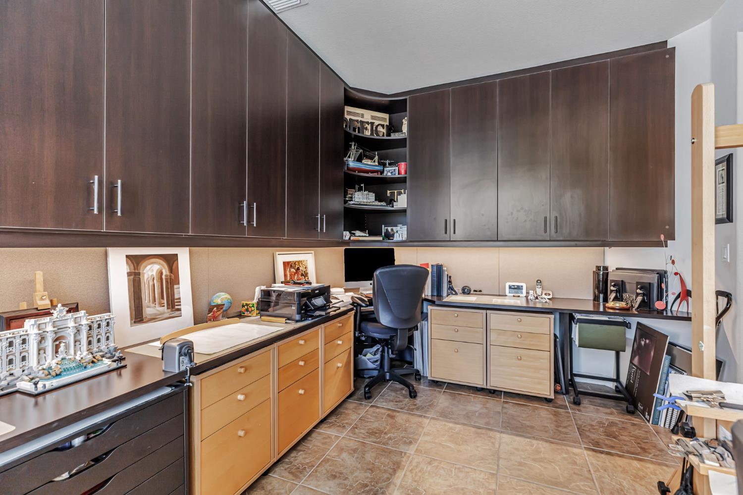 7617 Chatsworth Circle