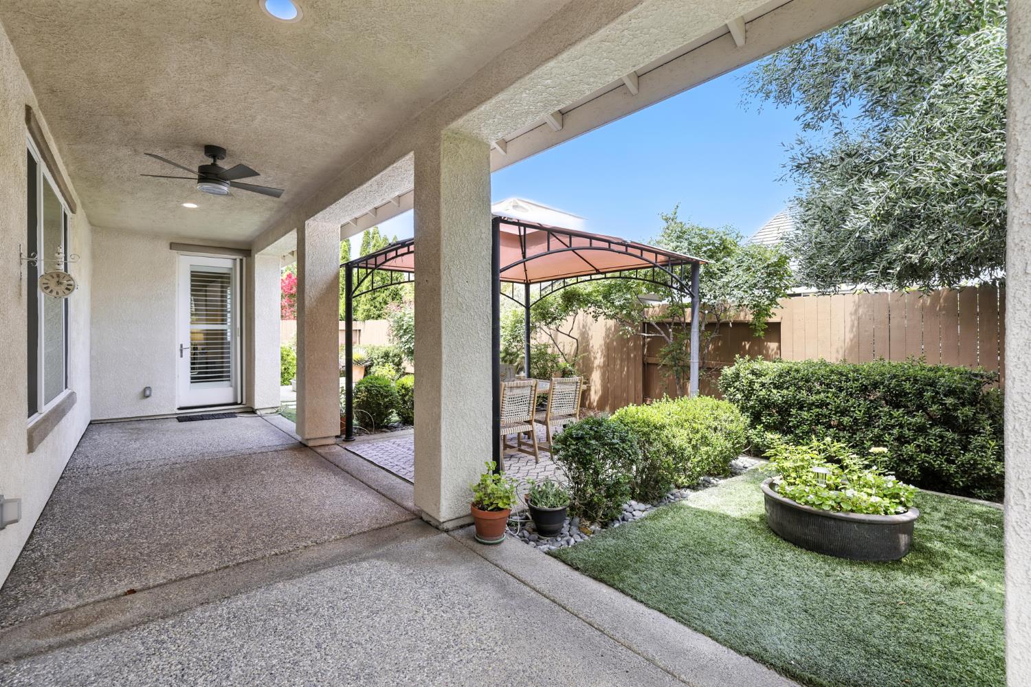 7617 Chatsworth Circle