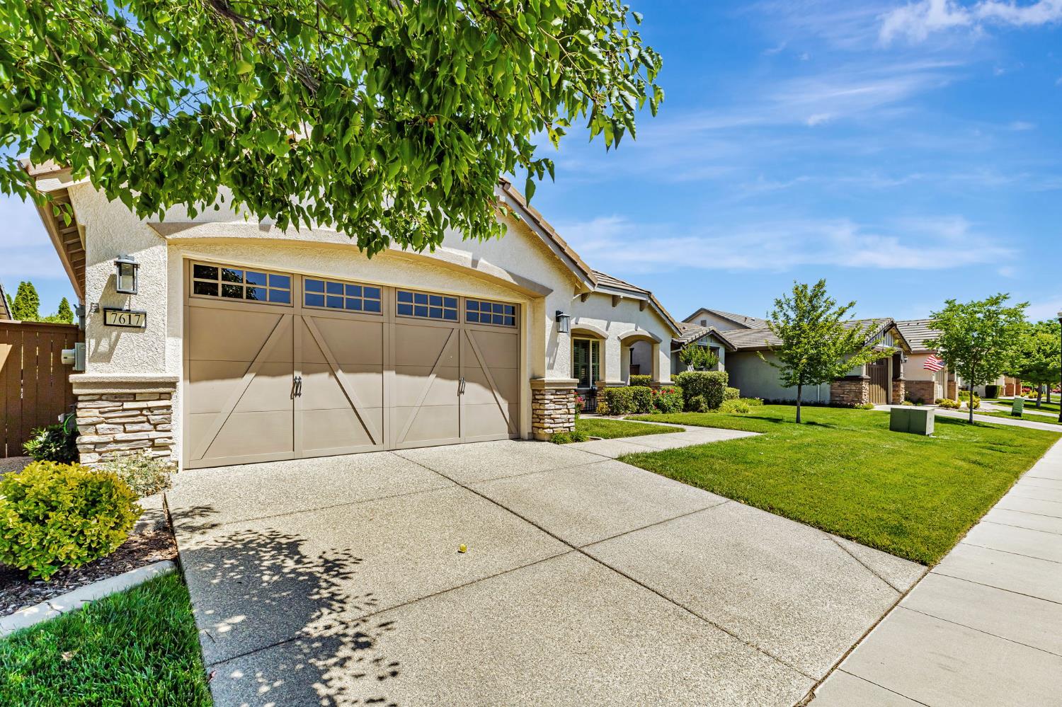 7617 Chatsworth Circle