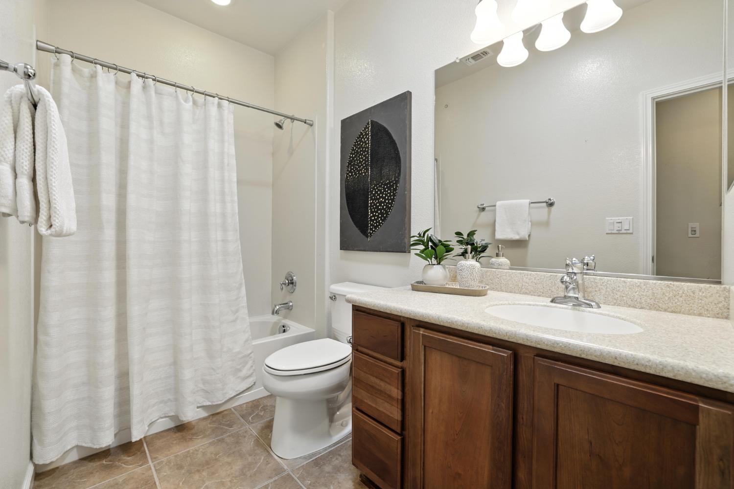 7617 Chatsworth Circle