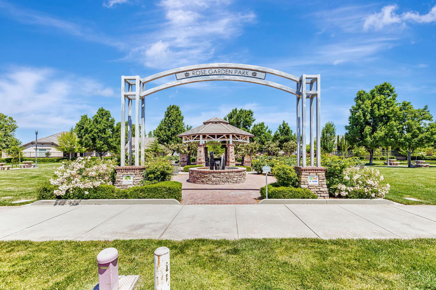 7617 Chatsworth Circle